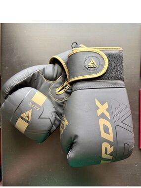 Unisex Black & Gold RDX Boxing Gloves - Protective Sparring Gloves